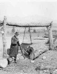 Making Maple Syrup in the Good Old Fashioned Way